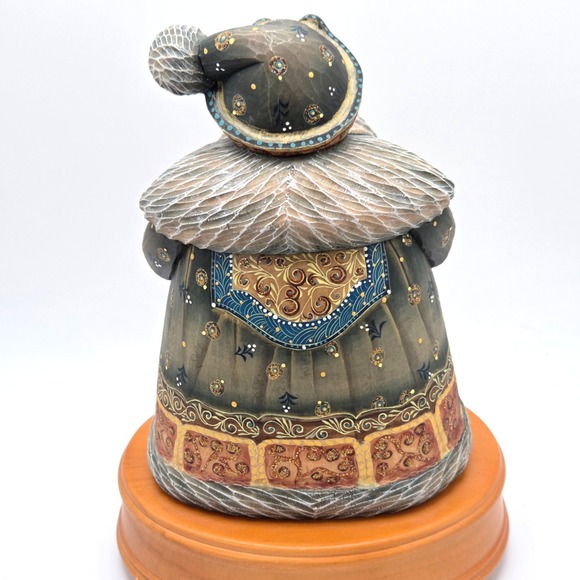 G. DeBrekht Frosted Santa‎ 2002 Regal Music Series Musical Rotating Ceramic Rare - Picture 4 of 8